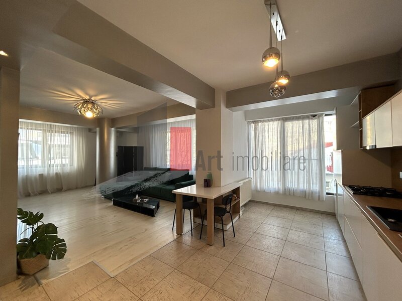 Metrou 1 Mai, 1 km Piata Domenii, apartament 2 camere, bloc 2008.