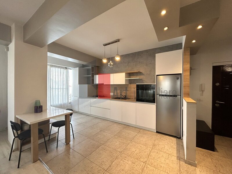 Metrou 1 Mai, 1 km Piata Domenii, apartament 2 camere, bloc 2008.